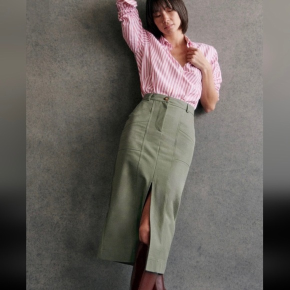 🌿NWT Sézane Nolane Skirt in Olive Green
